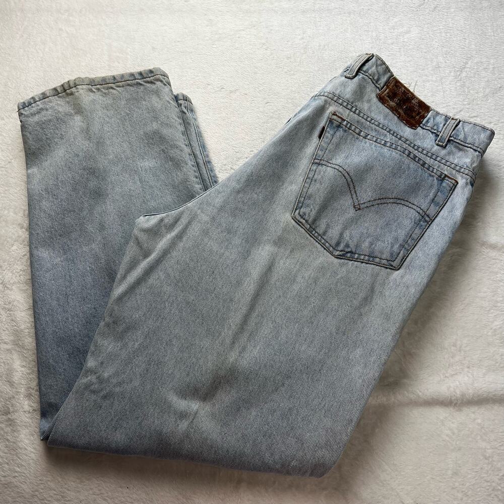 Levi’s Strauss 540 Vintage light wash blue Jeans Relaxed fit men’s size 40x30